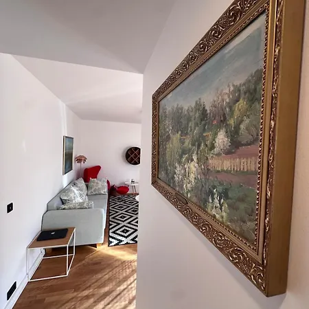 Апартаменти Cozy In Kadriorg Park