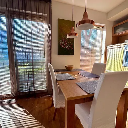 Cozy In Kadriorg Park Appartement *