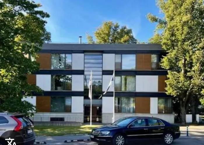 Cozy In Kadriorg Park 아파트 탈린